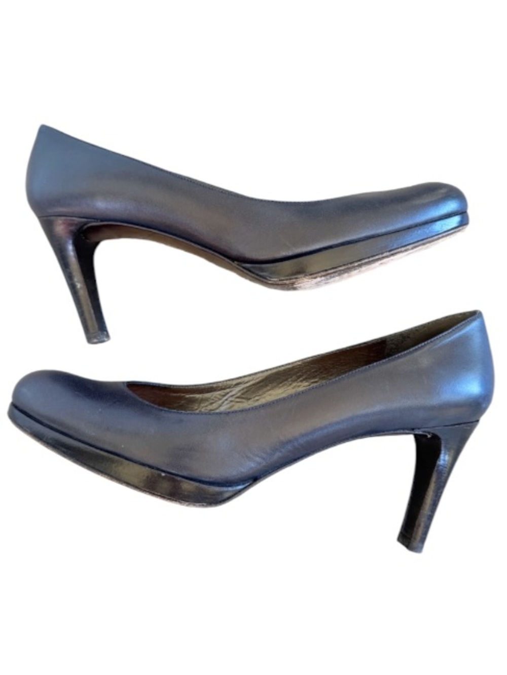 Stuart Weitzman navy blue genuine leather rounded toe 3” pump heels size 8.5